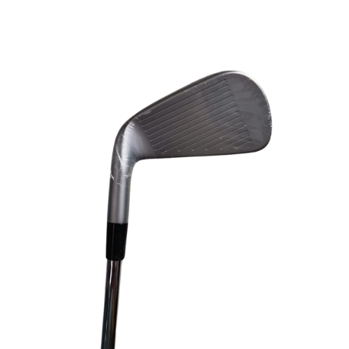 Taylormade P790 4-Iron